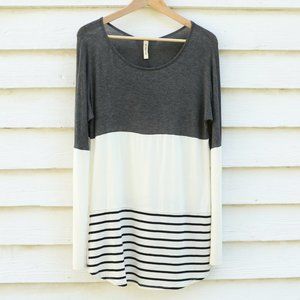 Tricolor tunic top with lace back